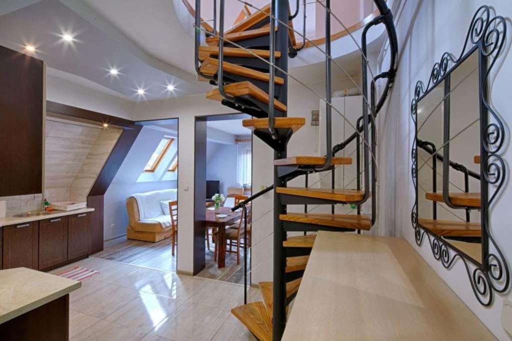 Apartment - - 10 People - Droga Na Bystre *